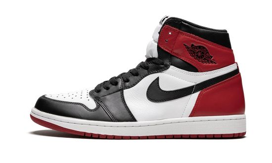 Air Jordan 1 Retro High OG “Black Toe” 555088-125